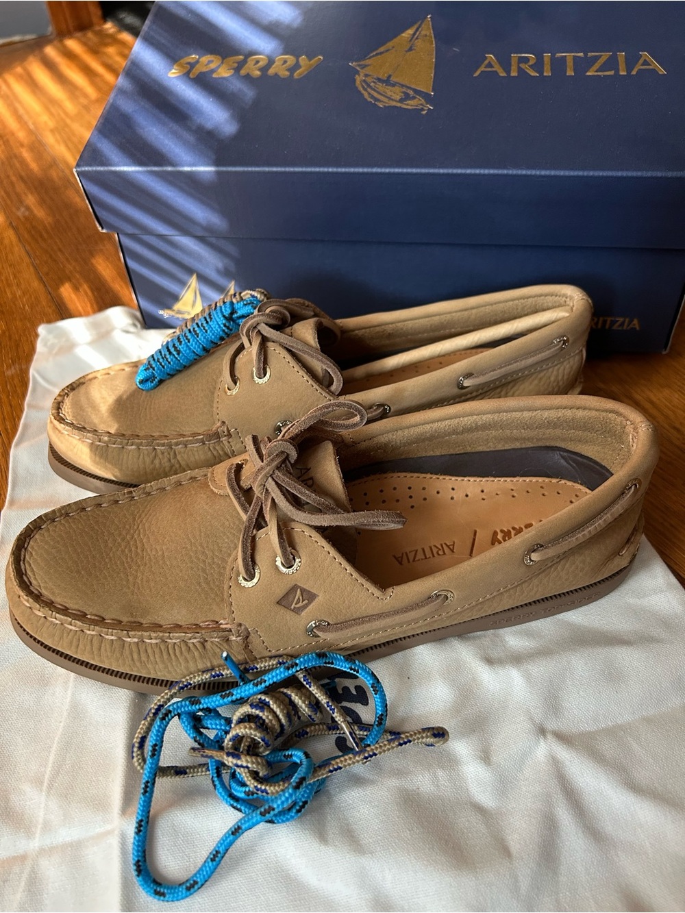Aritzia Sperry Boat Shoe
